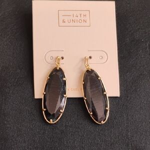 14th & Union Black and Gold Oval Earrings